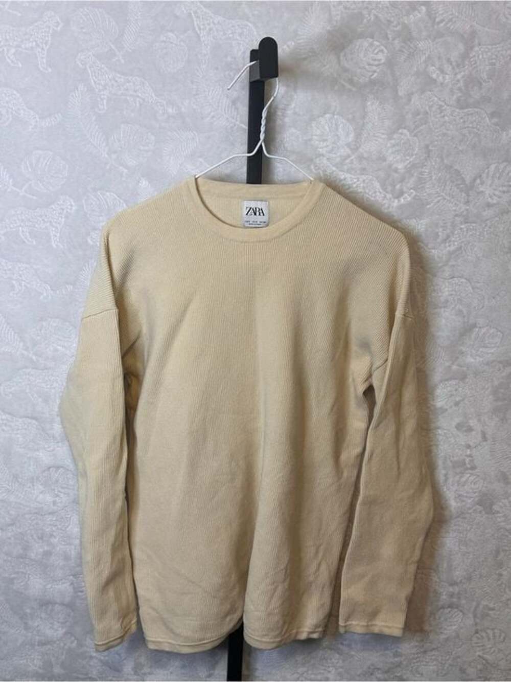 ZARA Men's Cream Ribbed Crewneck Sweater